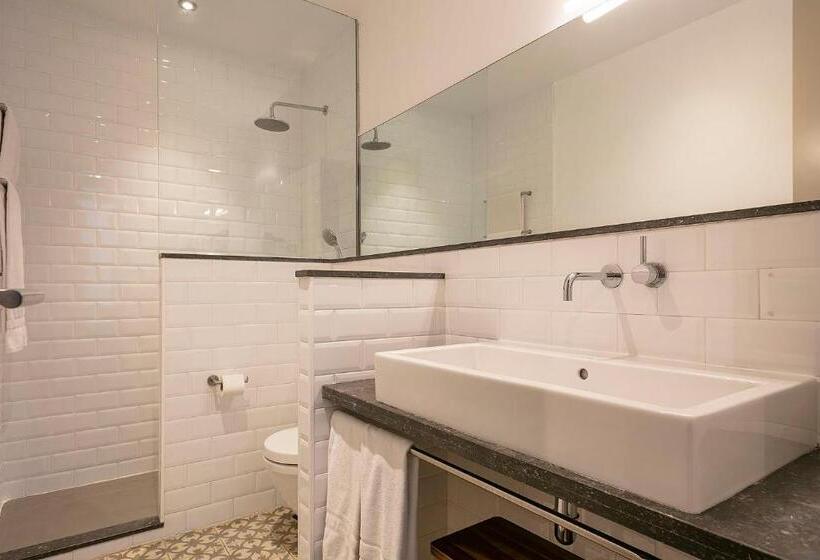 Семейный Номер, Uma Suites Pau Claris