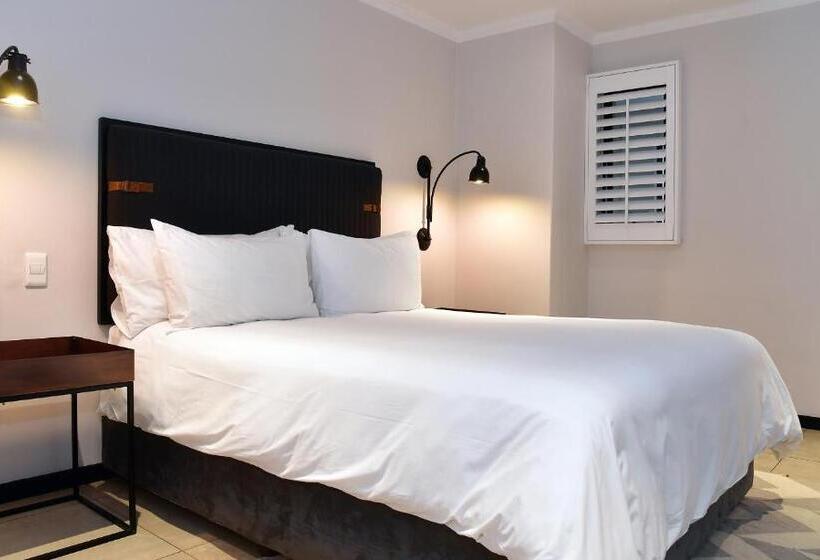آپارتمان 2 خوابه, Max Executive Apartments