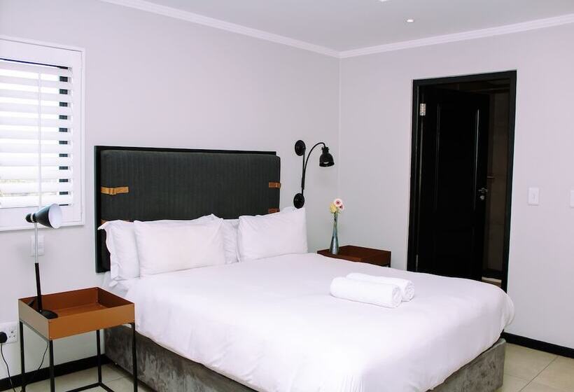 آپارتمان مدیریتی 2 خوابه, Max Executive Apartments