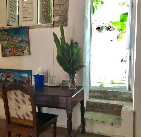 اتاق استاندارد, Florita