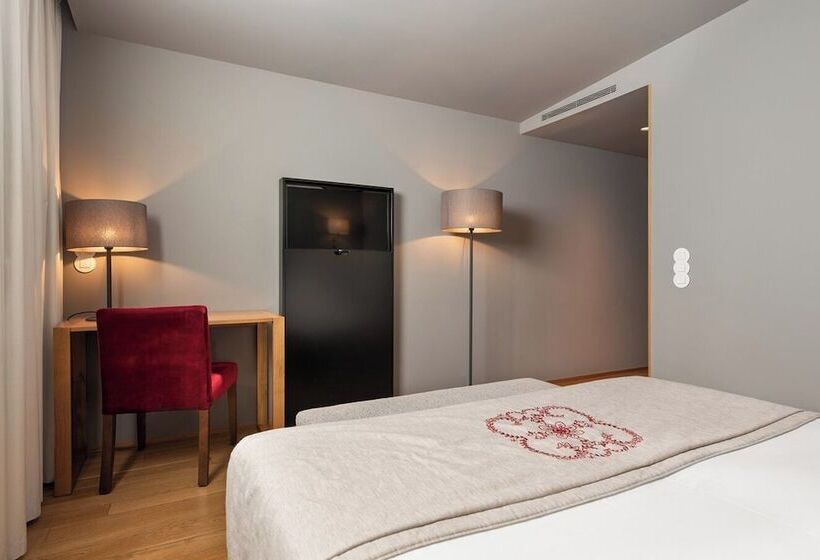 Номер Комфорт, Eurostars Santa Luzia