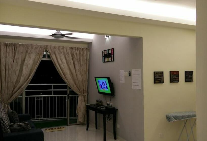 آپارتمان 3 خوابه, H&a Guest House