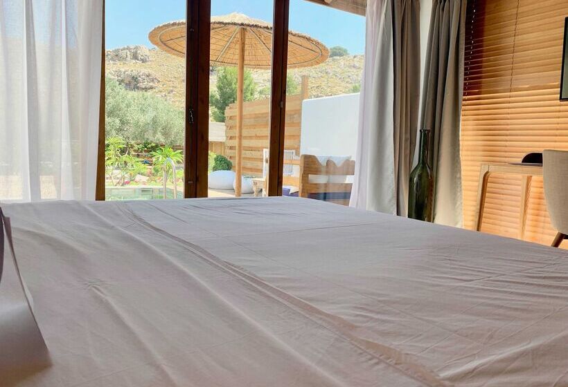 Бунгало Стандарт, Caesars Gardens Hotel & Spa   Adults Only