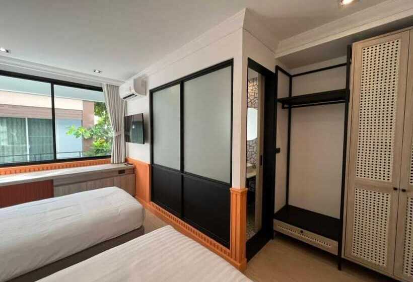Quarto Superior, Penpark Place