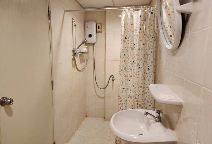 Quarto Triplo Estandar, Penpark Place