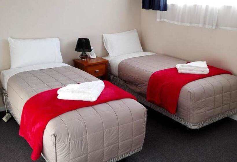 Люкс 2 Спальни, Addington Stadium Motel