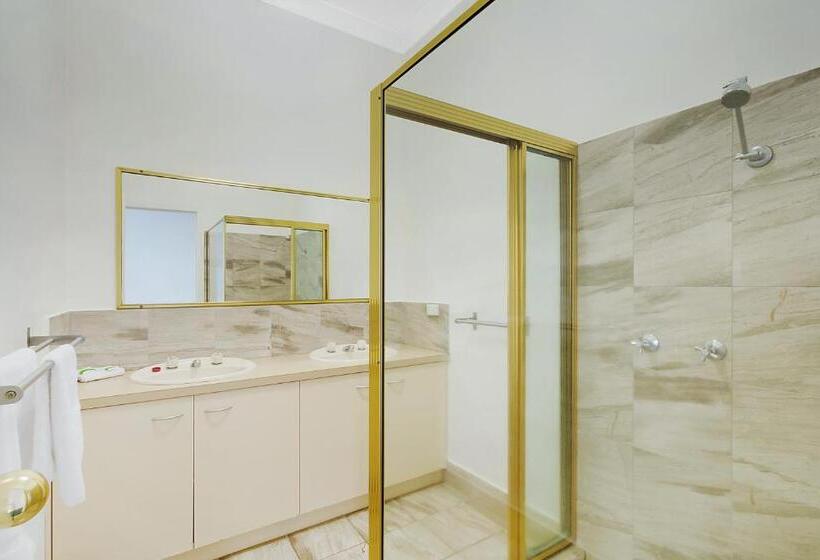 Апартаменты 3 Спальни, Aquarius Merimbula