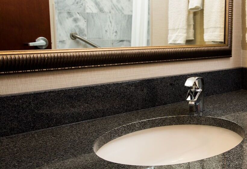 Люкс, Drury Inn & Suites Independence Kansas City