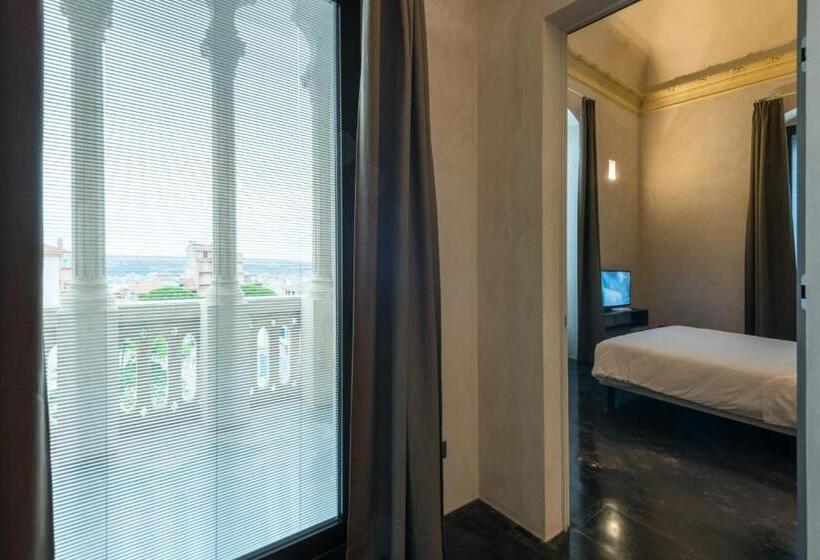 سوییت جونیور با بالکن, Villa Boscarino