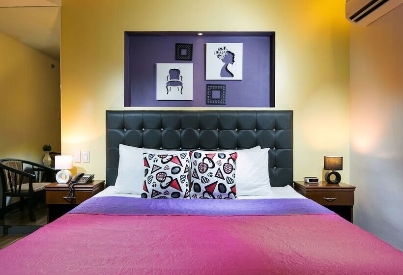 이그제큐티브 스위트, 950 Condotel