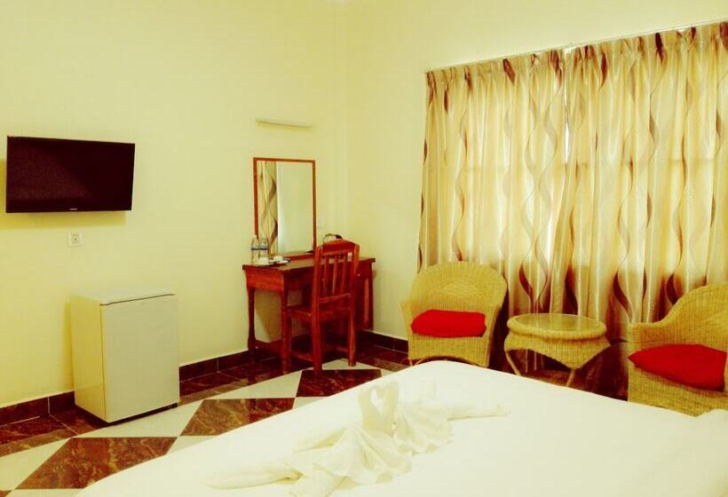 Номер Deluxe, Golden Star Inn
