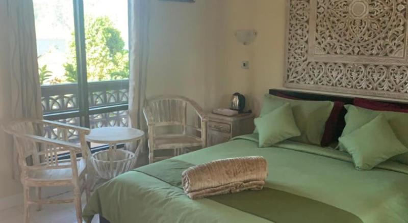 Quarto Superior, J Suites