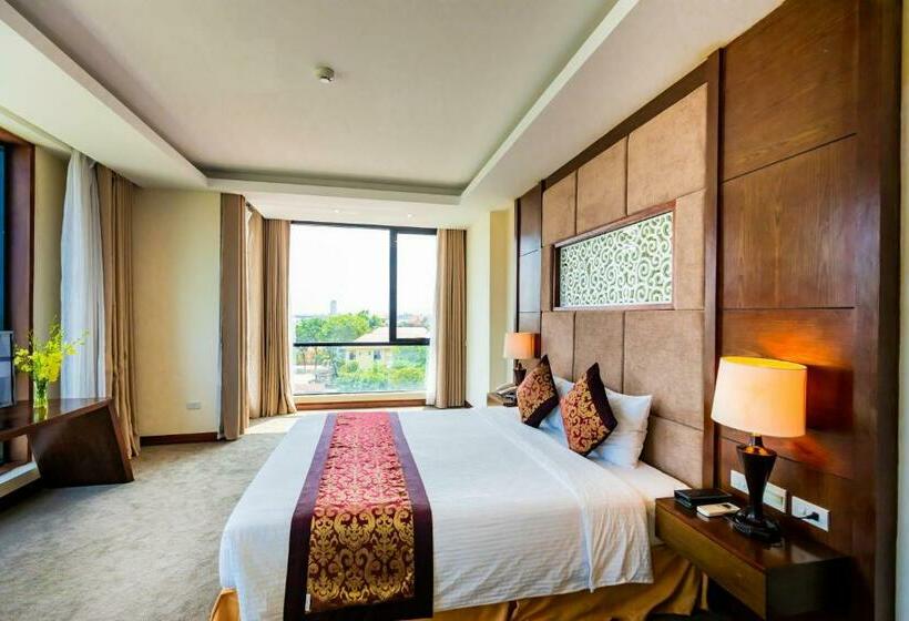 سوییت, Muong Thanh Holiday Quang Binh