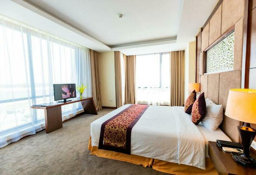 سوییت, Muong Thanh Holiday Quang Binh