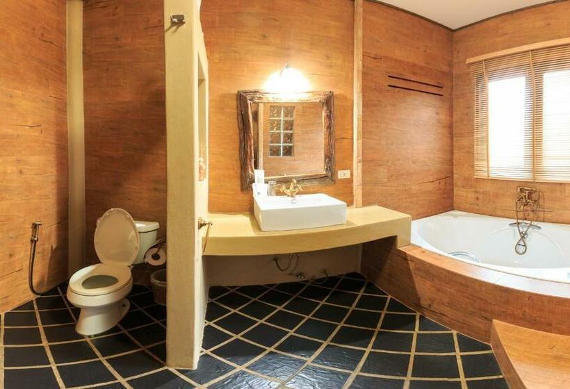 Семейное Бунгало, Baanpong Lodge