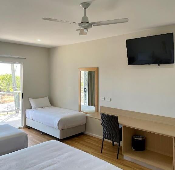 デラックストリプルルーム, Club Tropical Resort Darwin