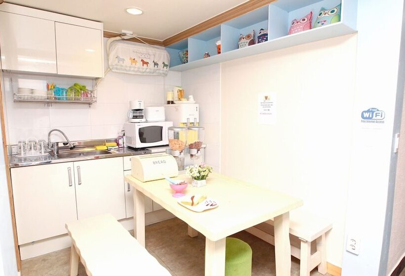 Номер Стандарт Индивидуальный, Naru Hostel Korea