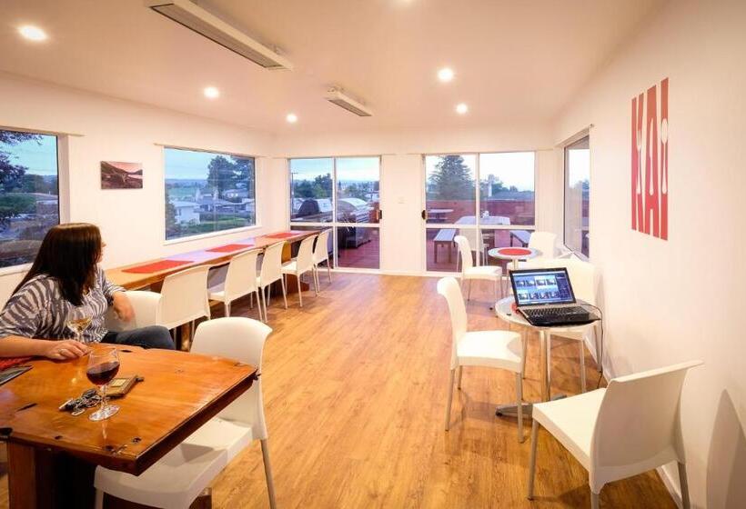 Кровать в Общей Комнате, Haka House Taupo