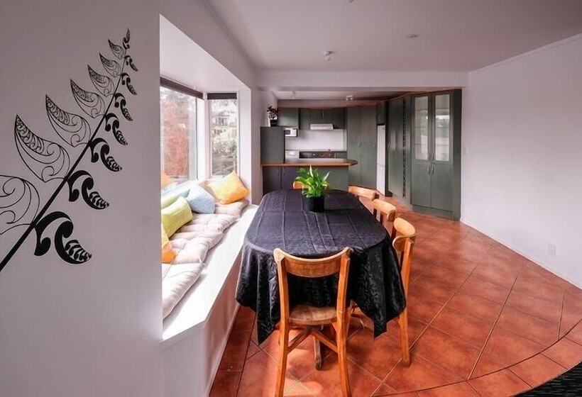 Апартаменты 1 Спальня, Haka House Taupo