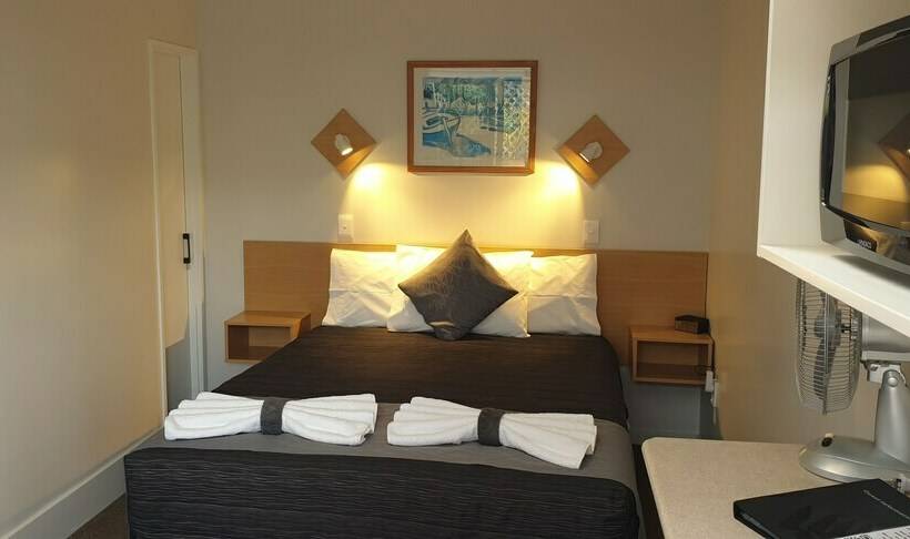 Студия Стандарт, Barrington House Taupo