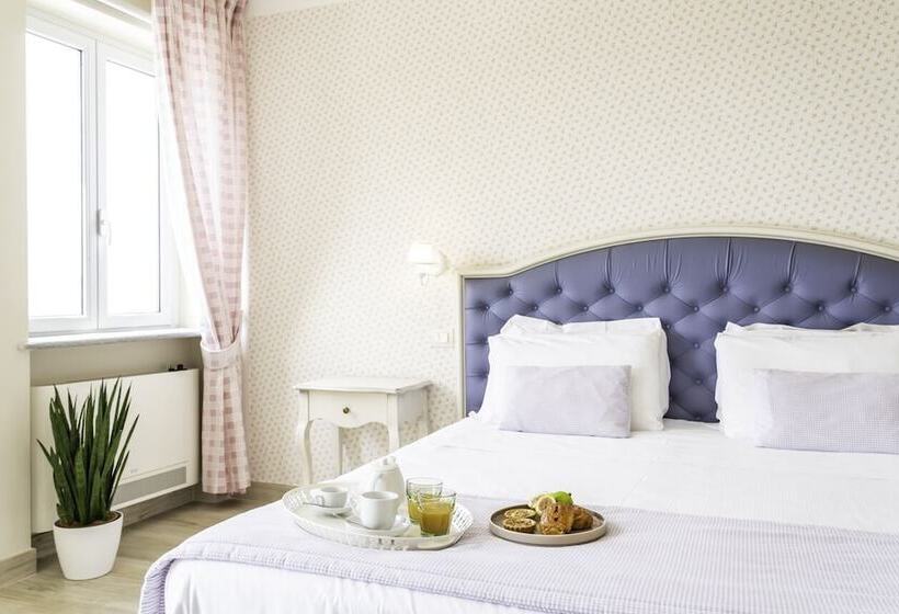 سوئیت با بالکن, Borgo Vecchio Locanda Di Charme