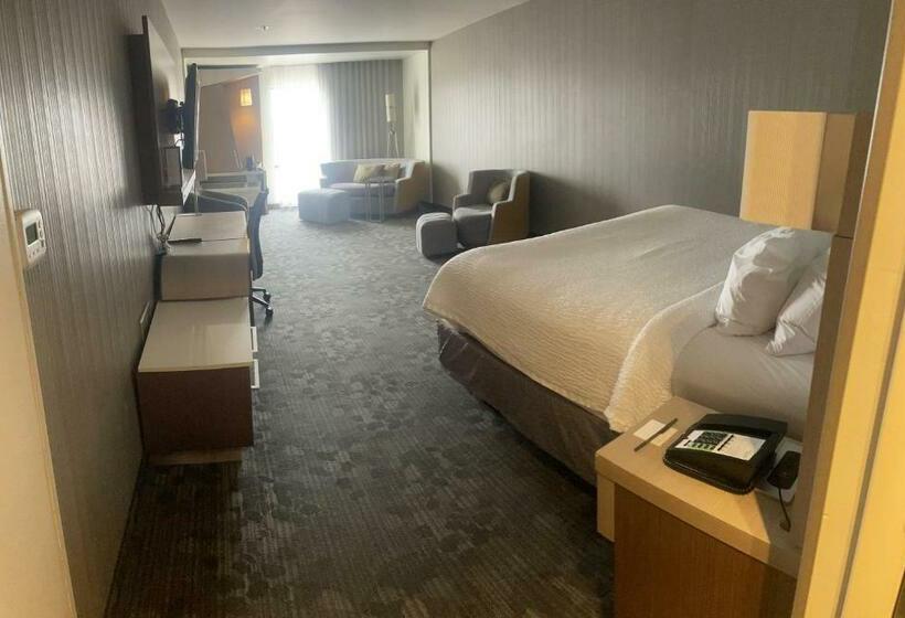 Студио Стандарт Кровать Кинг, Courtyard Bay City