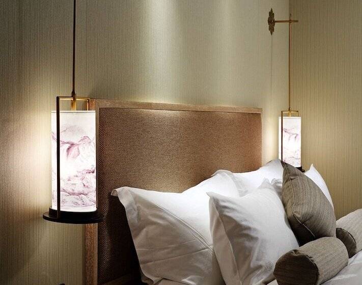 Президентский Люкс, Ln Hotel Five