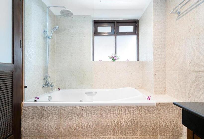 سوئیت دلوکس 2 خوابه, Baan Bophut Beach Hotel Samui