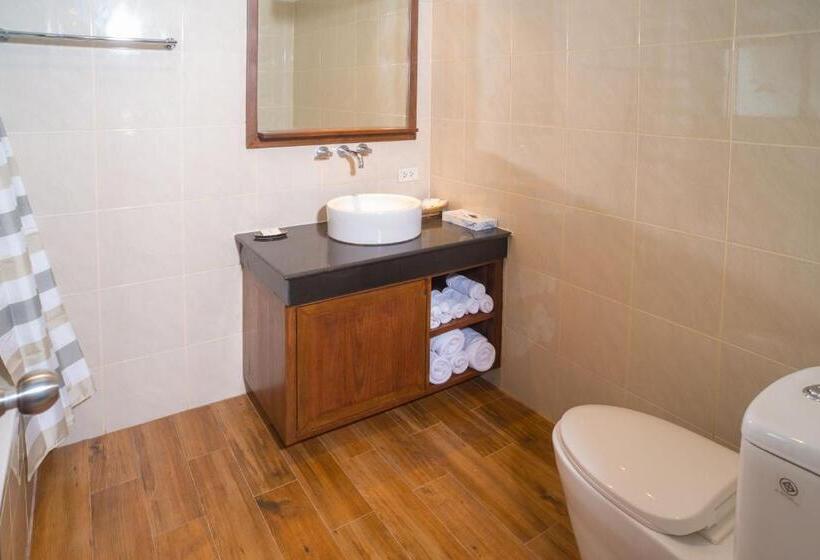 سوئیت دلوکس 2 خوابه, Baan Bophut Beach Hotel Samui