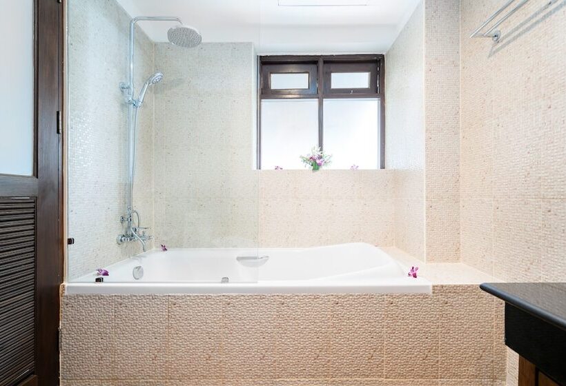 سوییت خانوادگی, Baan Bophut Beach Hotel Samui