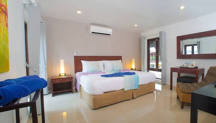 سوییت خانوادگی, Baan Bophut Beach Hotel Samui