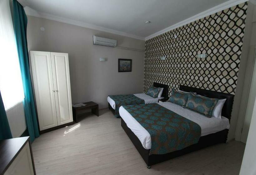 Quarto Triplo Standart, Sağıroğlu Otel