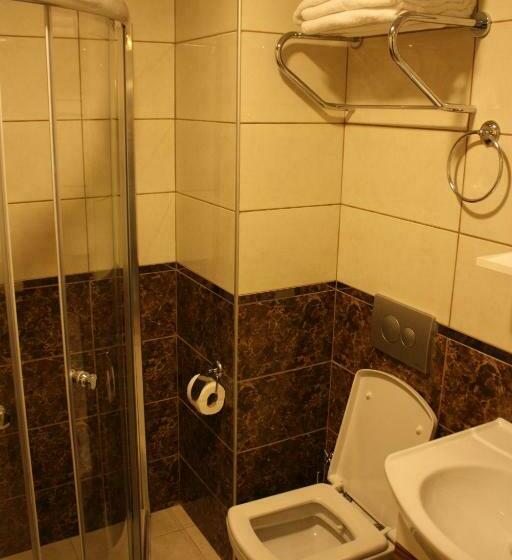 Quarto Triplo Standart, Sağıroğlu Otel