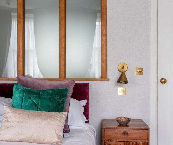 Люкс, The Bull And Townhouse, Beaumaris  The Inn Collection Group