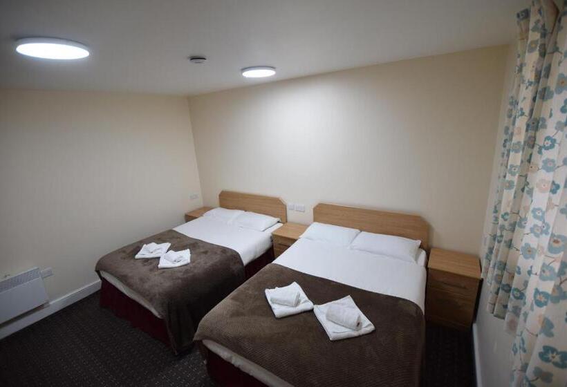 Семейный Номер Совместный Санузел, Woodlands Lodge Ilford