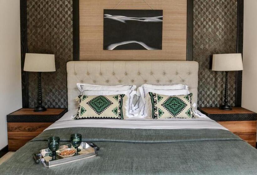اتاق لوکس با بالکن و چشم‌انداز دریا, Boutique Hotel Casa Del Mare Pietra