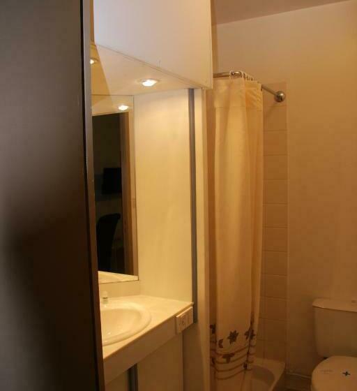 Номер Стандарт, Brit Hotel Cherbourg