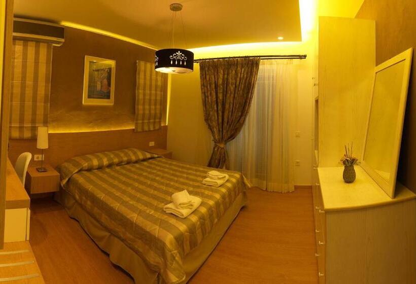 جناح, Epavlis Beach Resort