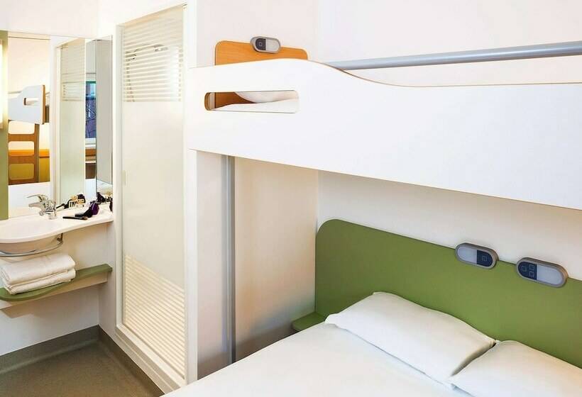 스탠다드 룸 더블 침대, Ibis Budget Belfast City Centre