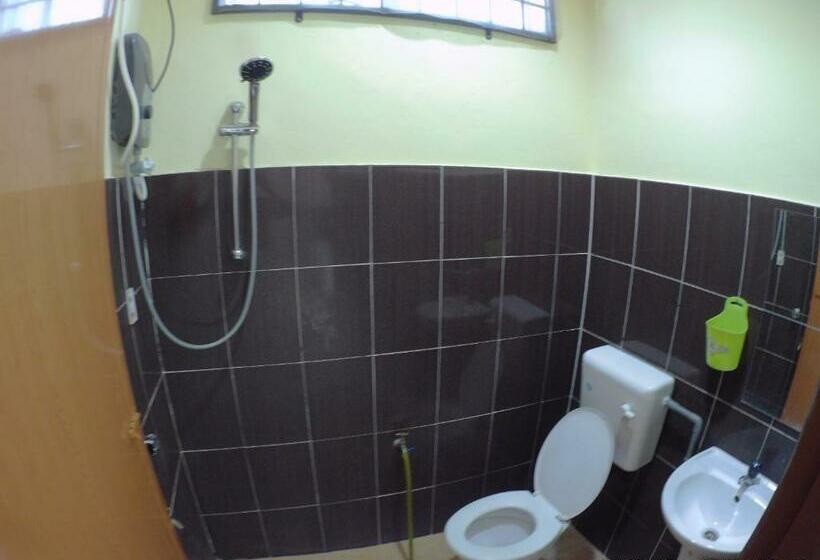 Номер Economy, Semarak Beach Inn