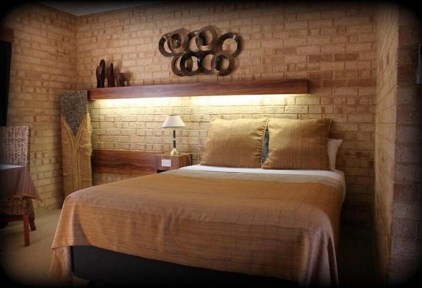 Номер Стандарт Трехместный, York S Boutique Motel