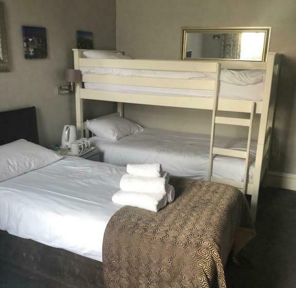 Номер Стандарт Трехместный, Citihouse Aberdeen West End