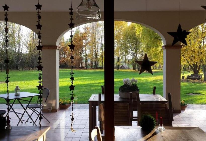 Трехместный Номер Стандарт Вид на Сад, Agriturismo Ai Carpini