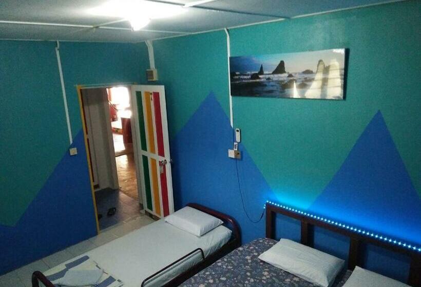 Номер Стандарт Трехместный, Nazri Nipah Camp