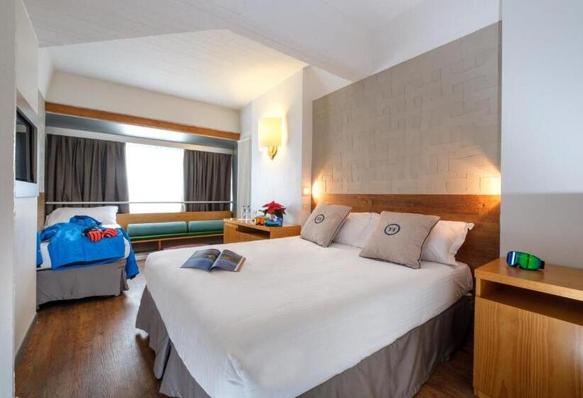 Quarto Triplo Estandar, Th Marilleva