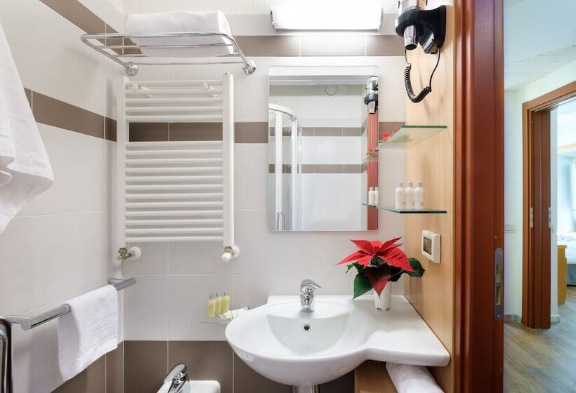 Quarto Quádruplo Clássico, Th Marilleva