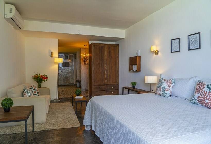 オーシャンビューデラックスステューディオ, Suites At Sapphire Ocean Club
