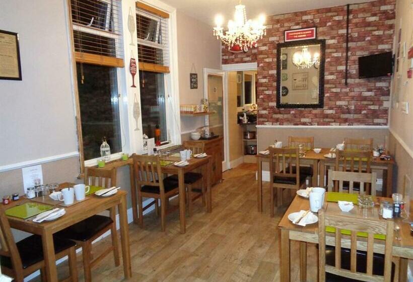 Номер Стандарт Индивидуальный, Kingsmere Guest House