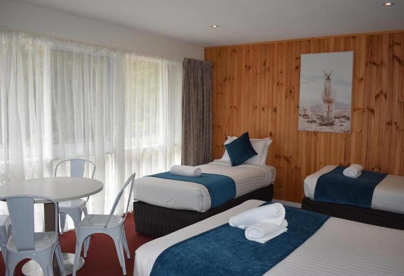 Семейный Номер, Sanctuary House Resort Motel