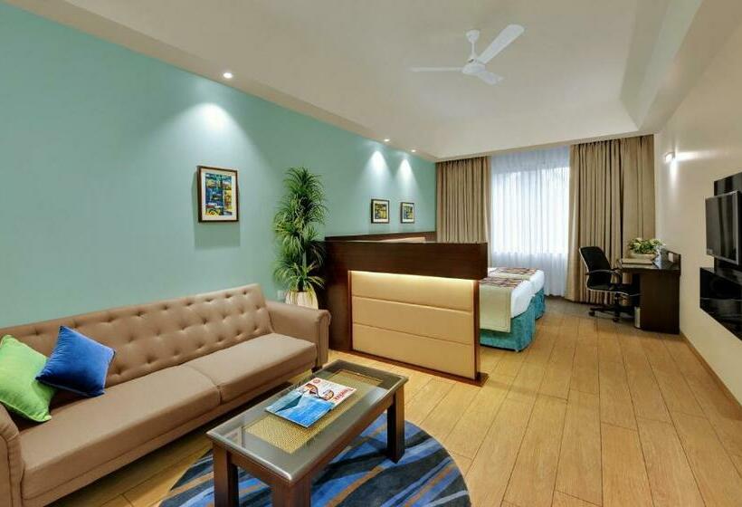 Номер Superior Кровать Кинг, The Fern Kesarval Hotel & Spa, Verna Plateau   Goa
